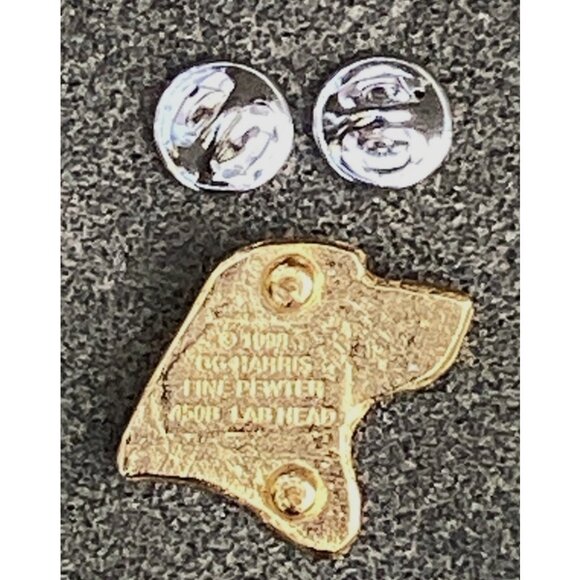 Vintage 1998 George GG Harris Hat Lapel Pin Gold Tone Pewter 450B Lab Dog Head - Picture 2 of 2
